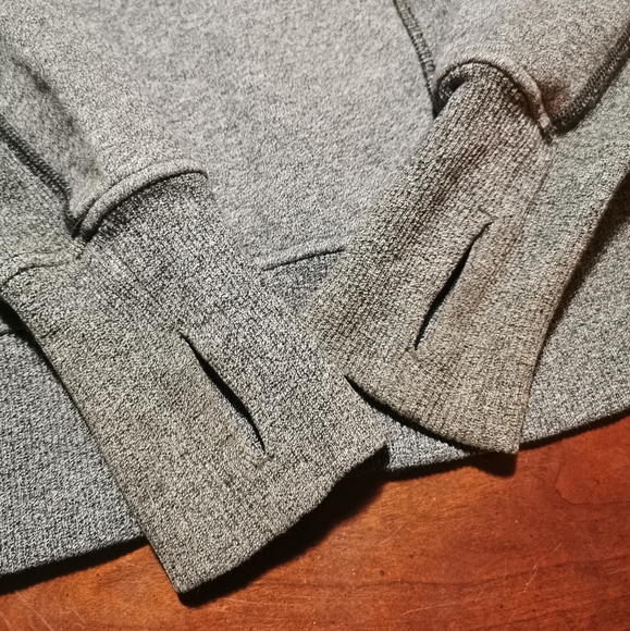 Lululemon athletic sweater - Picture 5 of 5